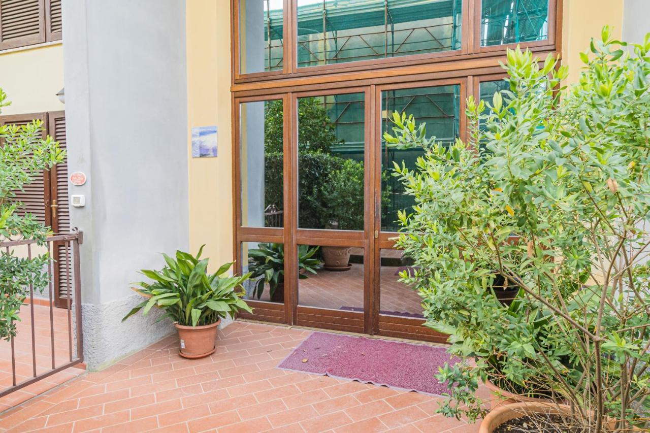 Monolocali Le Lecce Pool & Tennis Capoliveri  Exterior photo