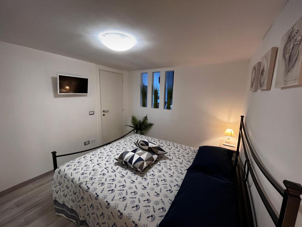 Monolocali Le Lecce Pool & Tennis Capoliveri  Exterior photo